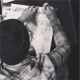 组图：贾斯汀黑白绅士写真演绎型男魅力