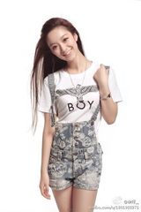 组图：北影表演系女神网络热选 众美女新生抢镜