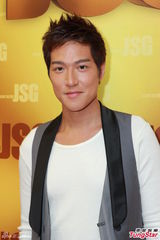 组图：薛凯琪否认与无线不和 愿各台互相爱护