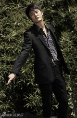 组图：尚于博时尚写真帅气韩范儿十足