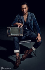 组图：高虎油画式写真 文艺嬉皮男掀潮男时尚