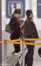 高清组图：玛丽昂-歌利亚现身巴黎孕味十足