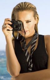 组图：捷克超模佩特拉-内姆科娃海边拍性感写真