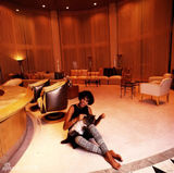 组图：惠特尼去世一周年 巨星珍贵旧照曝光