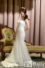 组图：韩团GirlsDay发新专辑 薄纱红裙显妖娆