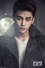 高清组图：徐仁国拍时尚写真 冷酷眼神魅力十足