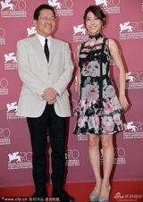 组图：《起风了》发布会 泷本美织花裙亮相