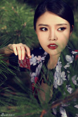 组图：女星徐冬冬演绎复古女郎