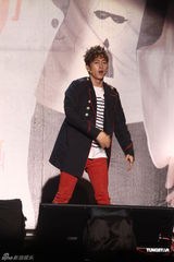 组图：张佑赫台北亲民秀舞蹈 想找90后嫩女友