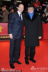 高清图：《大将军寇流岚》首映 巴特勒查斯坦嬉闹