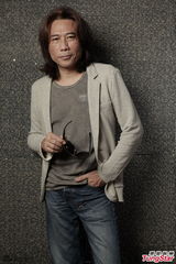 组图：夏韶声或再战红馆 以“天眼”为题画漫画