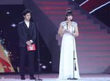 组图：国剧盛典落幕 张嘉译孙俪分获视帝视后