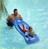 组图：盘点布兰妮与凯文昔日恩爱瞬间