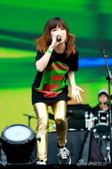 高清：热波音乐节第二天 咖啡因乐队演出