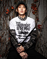 组图：宋珉宇发布夹克写真 时尚潮范十足