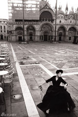 高清图：许晴欧洲顶级写真独家曝光 高贵中见真醇