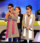 组图：《跑男》香港会粉丝献唱《当年情》