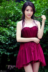 组图：王萌黎森女风纯美写真青春妩媚