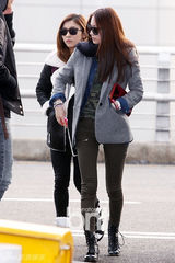 组图：T-araf(x)等靓装现身机场赴马来西亚