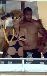 幻灯图集：蕾哈娜和新男友南加州惬意度假