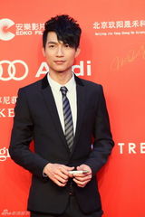 组图：《合伙人》首映红毯 陈可辛全家赴京支持