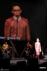 组图：林宥嘉为公益开唱 翻唱张学友《李香兰》