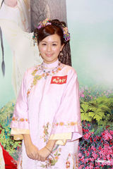 幻灯图：无线福将欧阳震华力挺新剧 收视高将裸奔