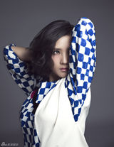 组图：何洁《不可能的人》首播 抚平记忆伤痕