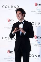 高清组图：李孝利神话Eric秀智等出席严泰雄婚礼