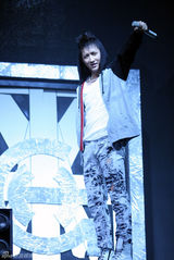 高清：韩庚个唱痛哭谢歌迷 破茧迎重生周杰伦送祝福