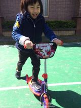 组图：《爸爸》萌娃欢乐多 天天卷发王诗龄变瘦