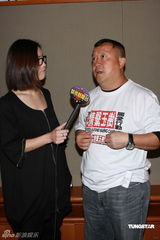 高清图：香港演艺界情牵玉树 曾志伟等筹备义演