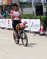 铁木真挑战赛落幕  观日落欣赏彩虹美景