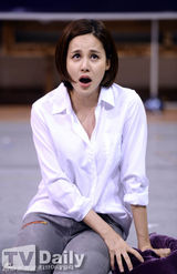 组图：探班音乐剧《人鬼情未了》 朱元IVY暧昧