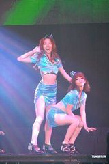 组图：王子小杰办音乐会 范玮琪到场力挺