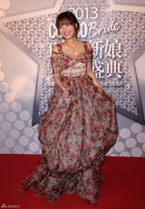 组图：谢楠吴京盛典秀恩爱 王岳伦亲吻李湘