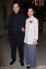 组图：马浚伟回TVB拍剧 与杨怡合演一对