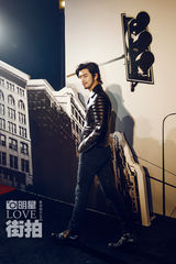 明星爱街拍盘点：那些美得不像话的逆光瞬间