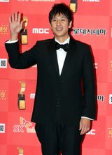 高清图：元彬等出席第8届大韩民国电影大奖颁奖礼