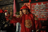 组图：《甄嬛传》甄果恋破灭 果郡王李东学无奈娶亲