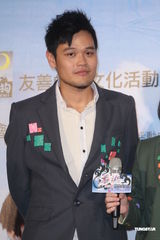 组图：苏打绿三度参加春浪 百无禁忌吓傻杨宗纬