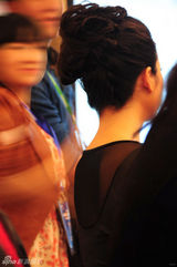 组图：芙蓉姐姐透视装主持 超短裙春光乍泄