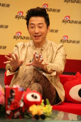 高清组图：庾澄庆做客畅聊新专辑《到死都要18岁》