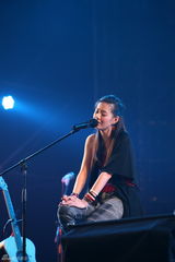 幻灯图：中歌榜第五天 张靓颖张悬陈楚生唱响精彩