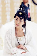 高清图：《欢乐元帅》马苏怀抱玉兔送中秋祝福