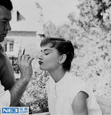 [老照片]奥黛丽-赫本85周年诞辰 天使在人间