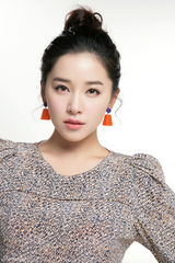 组图：《花开半夏》曝阚清子优雅韩范剧照