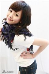 幻灯图集：台湾甜心安心亚生活写真 秀可爱表情