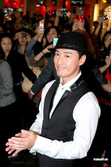 高清组图：杨千嬅等众星出席《抱抱俏佳人》祝捷会