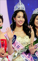 组图：金宥美当选2012韩国小姐